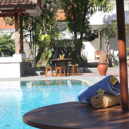 Kodja Beach Inn Kuta  Exterior photo